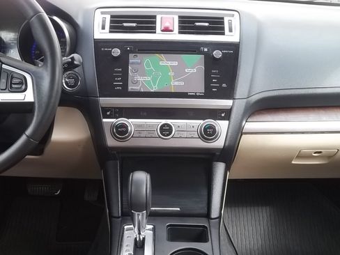 Used 2015 Subaru Outback 2.5i Limited AWD/4WD image 22