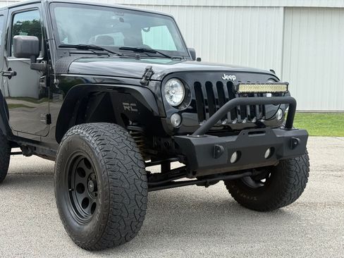 Used 2017 Jeep Wrangler Sport AWD/4WD image 54
