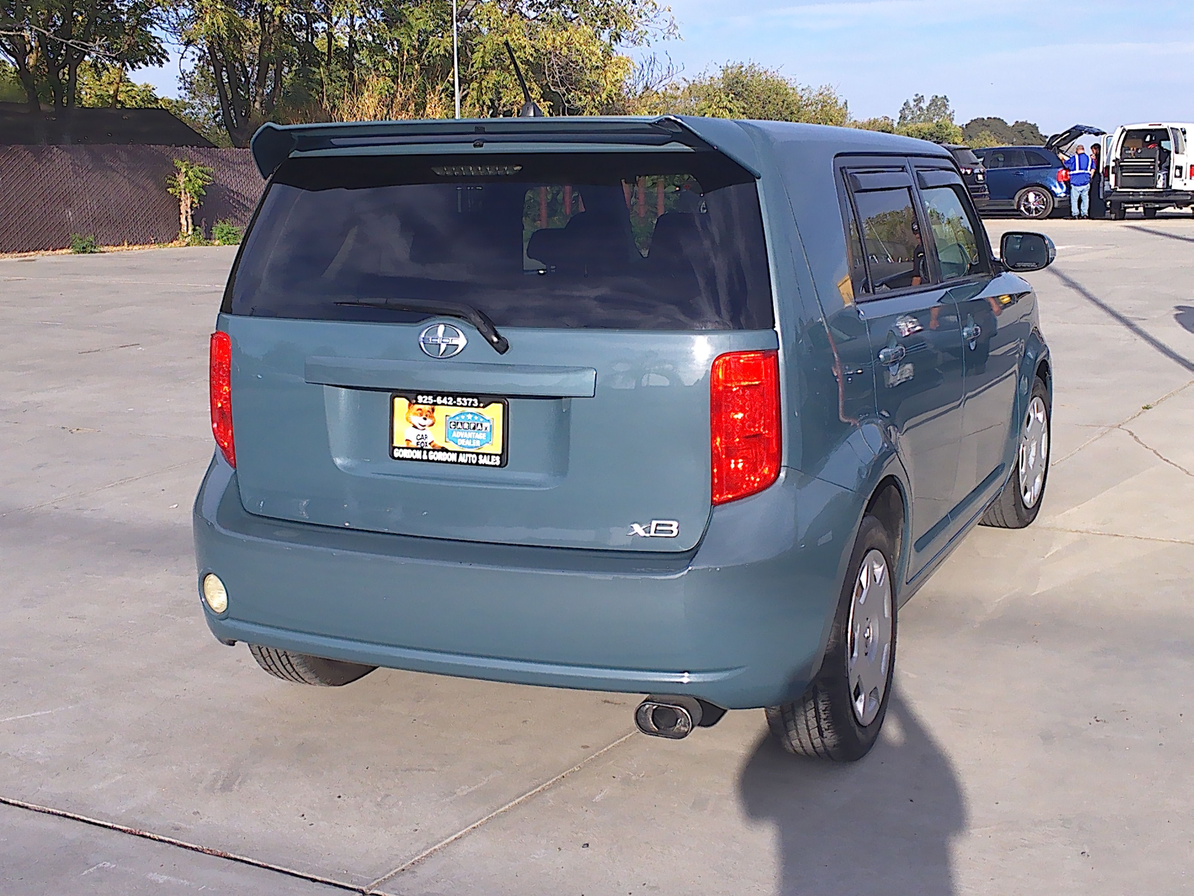 Used 2008 Scion xB FWD image 4