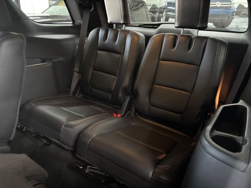 Used 2014 Ford Explorer Sport image 14