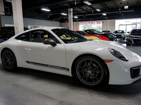 Used 2018 Porsche 911 Carrera T RWD image 46