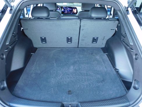 Used 2024 Chevrolet Equinox EV LT image 19