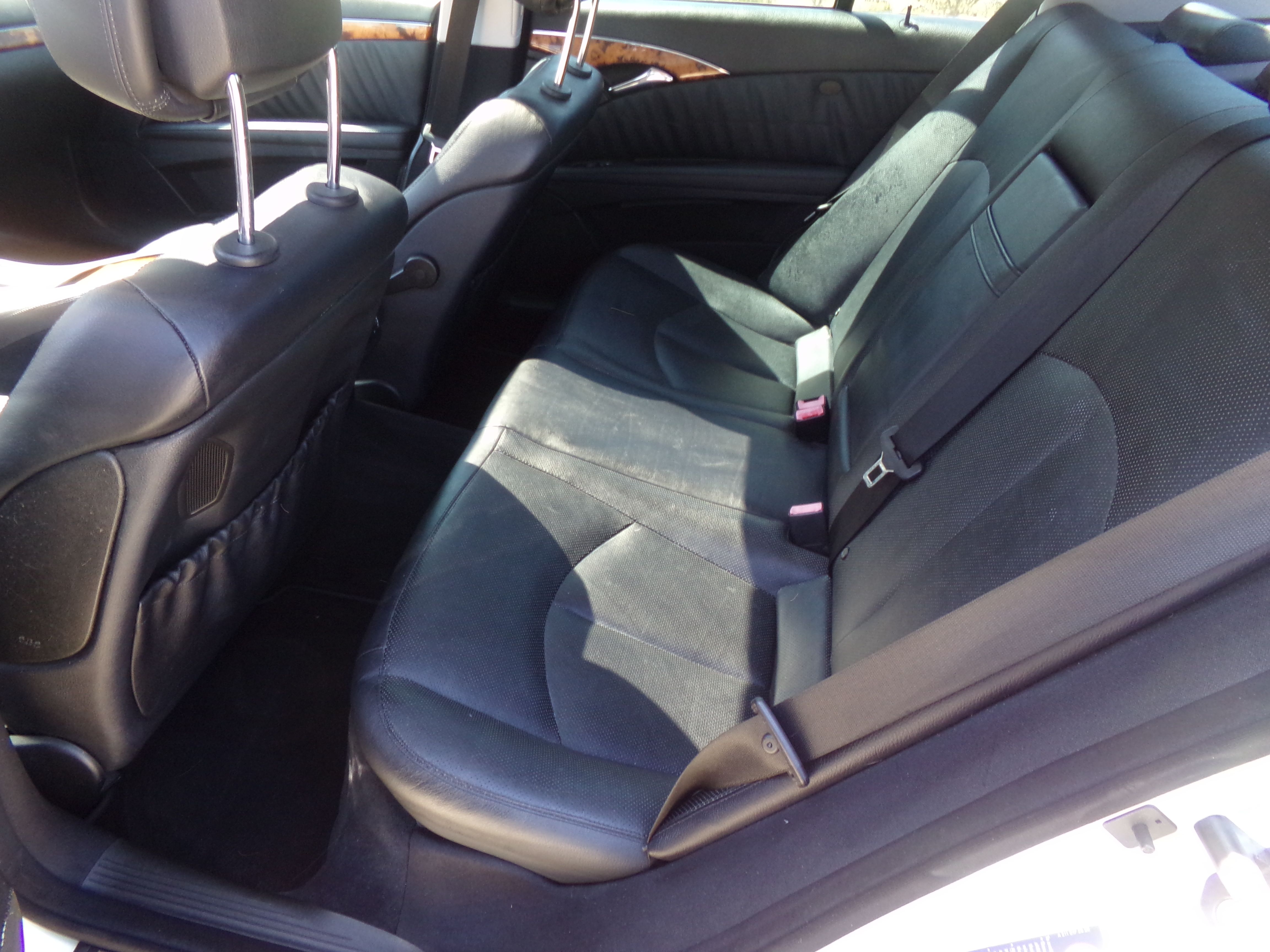 Used 2007 Mercedes-Benz E 550 Sport image 16