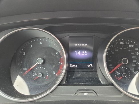 Used 2018 Volkswagen Tiguan S image 13