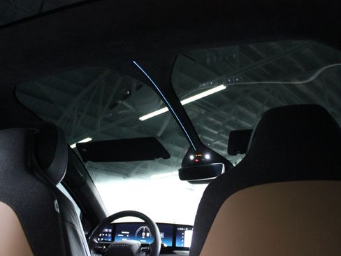 Used 2023 Lucid Air Grand Touring image 48