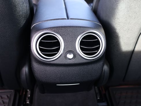 Used 2020 Mercedes-Benz E 450 image 18