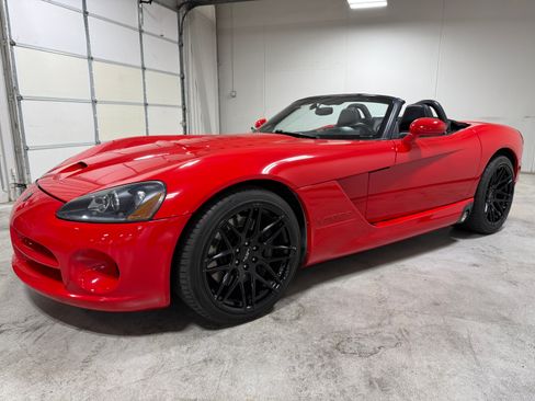 Used 2003 Dodge Viper SRT-10 Convertible RWD image 10