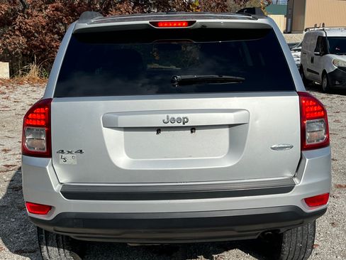 Used 2012 Jeep Compass Latitude image 11