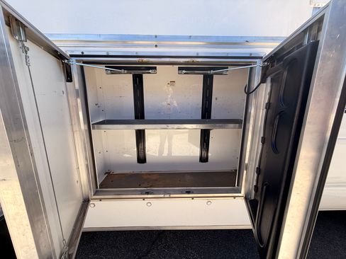 Used 2022 Ford E-350 and Econoline 350 image 29