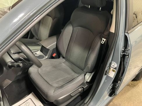 Used 2024 Subaru Crosstrek 2.0i Premium image 7