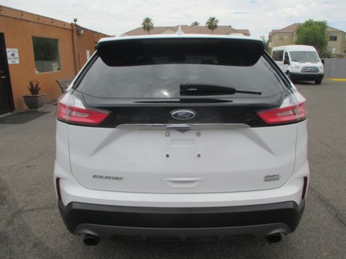 Used 2019 Ford Edge SEL Sport Utility 4D FWD image 10