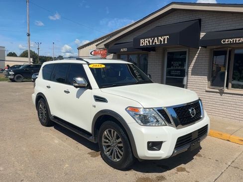 Used 2018 Nissan Armada Platinum Reserve image 2