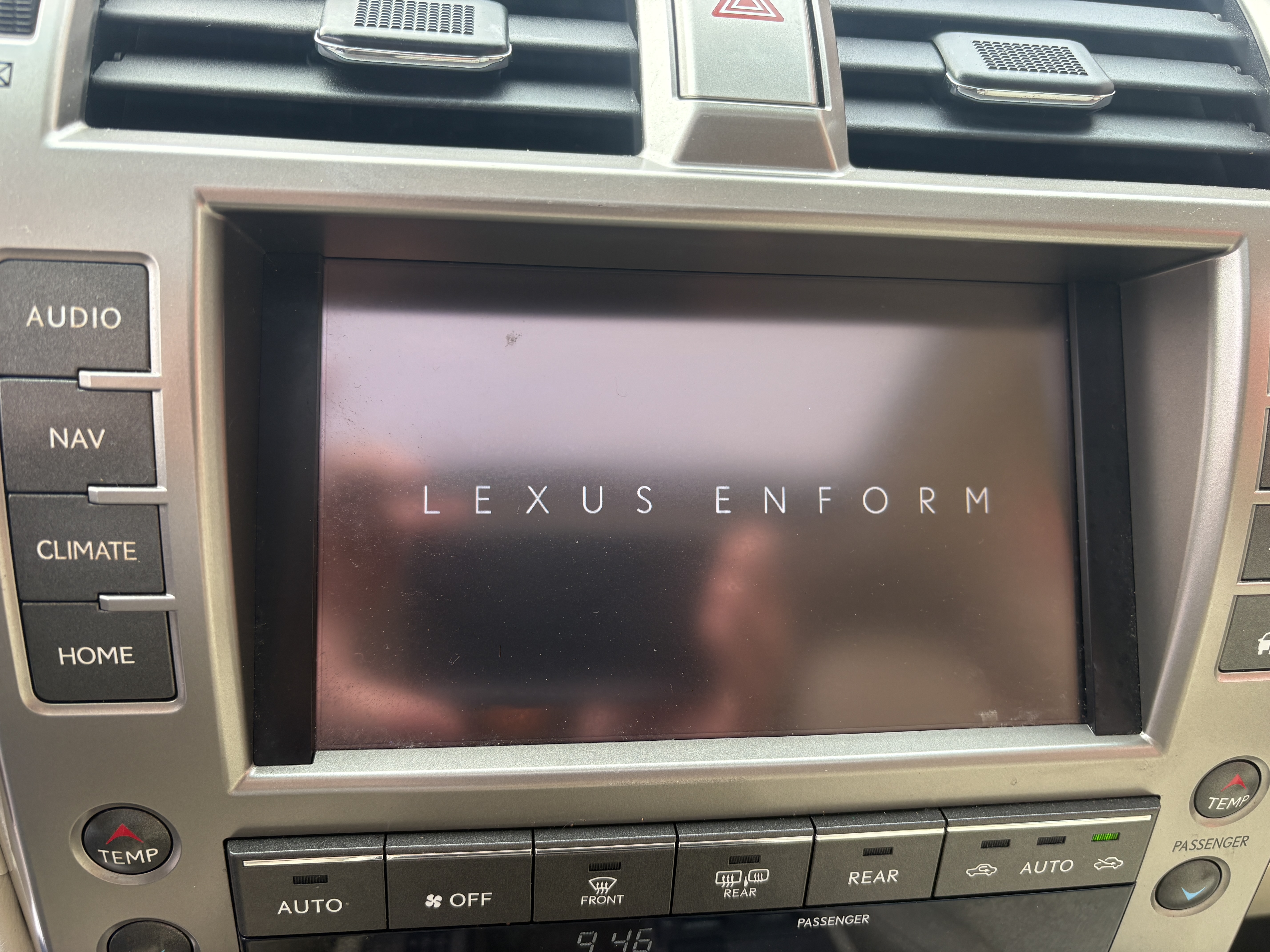 Used 2016 Lexus GX 460 4WD Premium 4.6L 8-Cyl SUV image 15