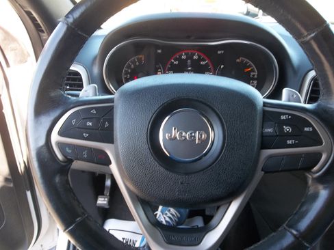 Used 2015 Jeep Grand Cherokee Limited image 8