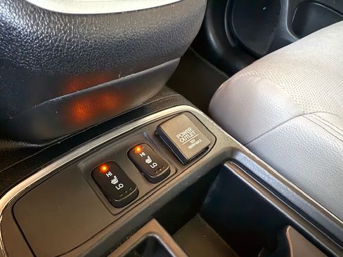 Used 2016 Honda CR-V EX-L image 14