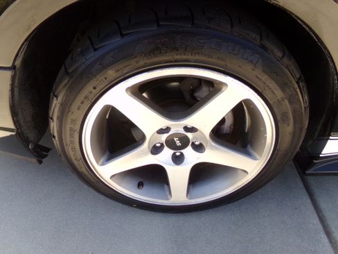 Used 2004 Ford Mustang Mach 1 image 11