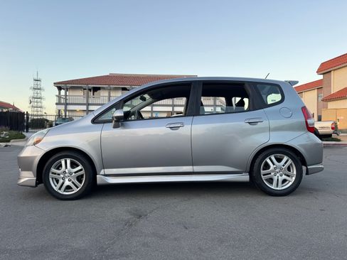Used 2008 Honda Fit Sport image 4