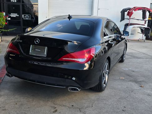 Used 2014 Mercedes-Benz CLA 250 image 9