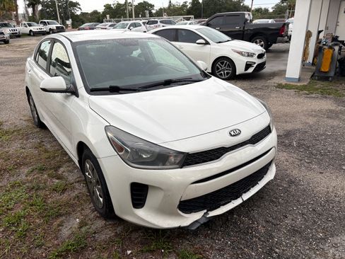 Used 2020 Kia Rio LX FWD image 2