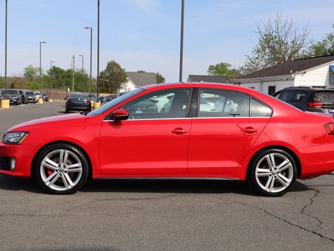 Used 2015 Volkswagen Jetta GLI image 4