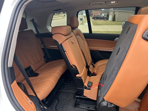 Used 2022 BMW X7 xDrive40i image 17