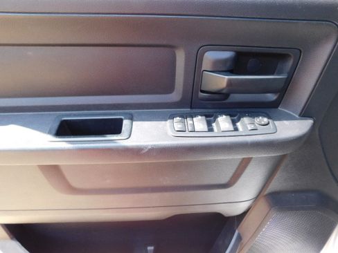 Used 2016 RAM 3500 image 11