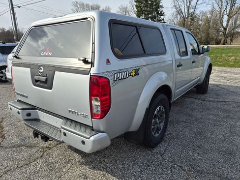 Used 2018 Nissan Frontier Pro-X image 3