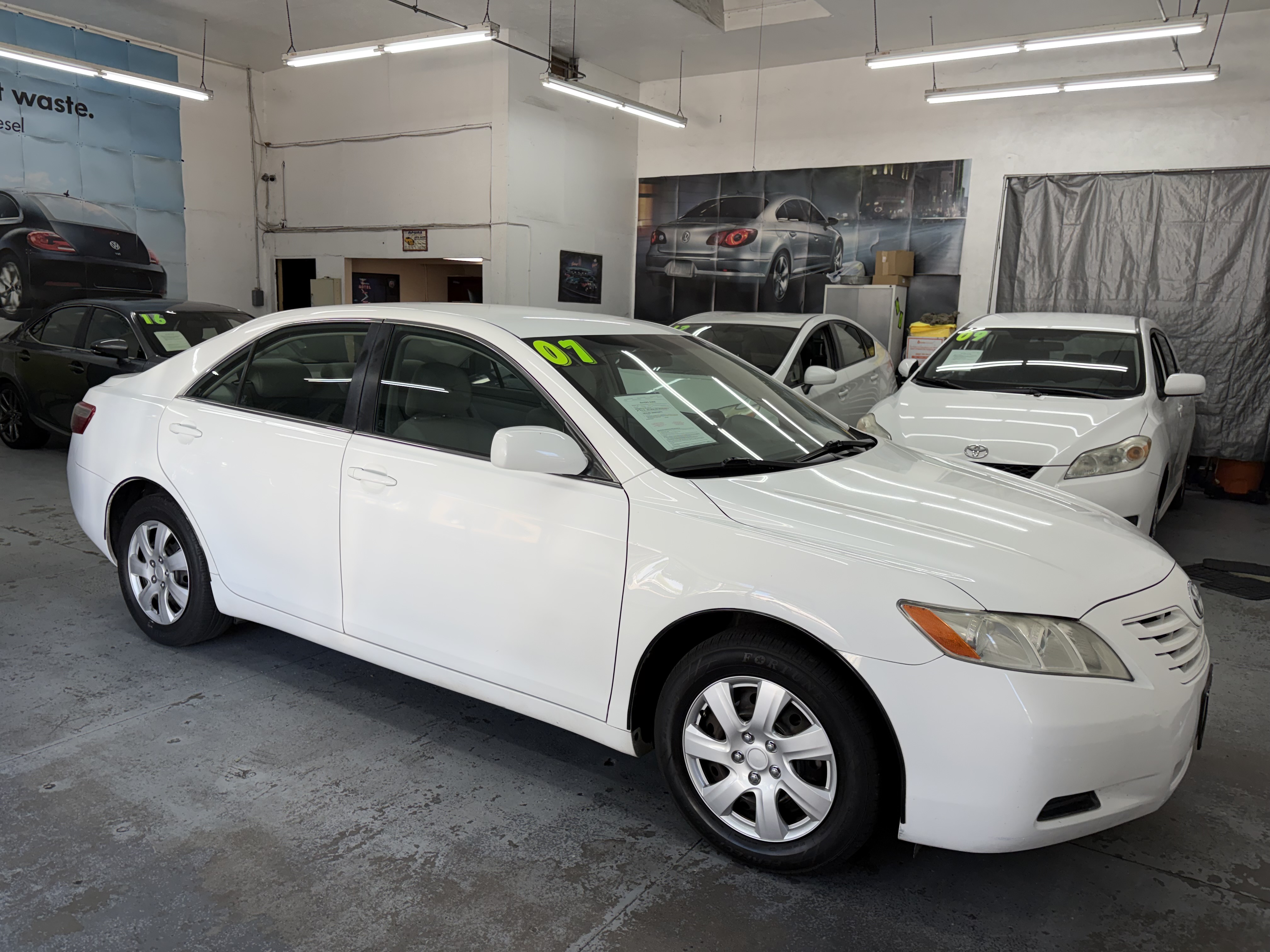 Used 2007 Toyota Camry LE Sedan FWD image 7