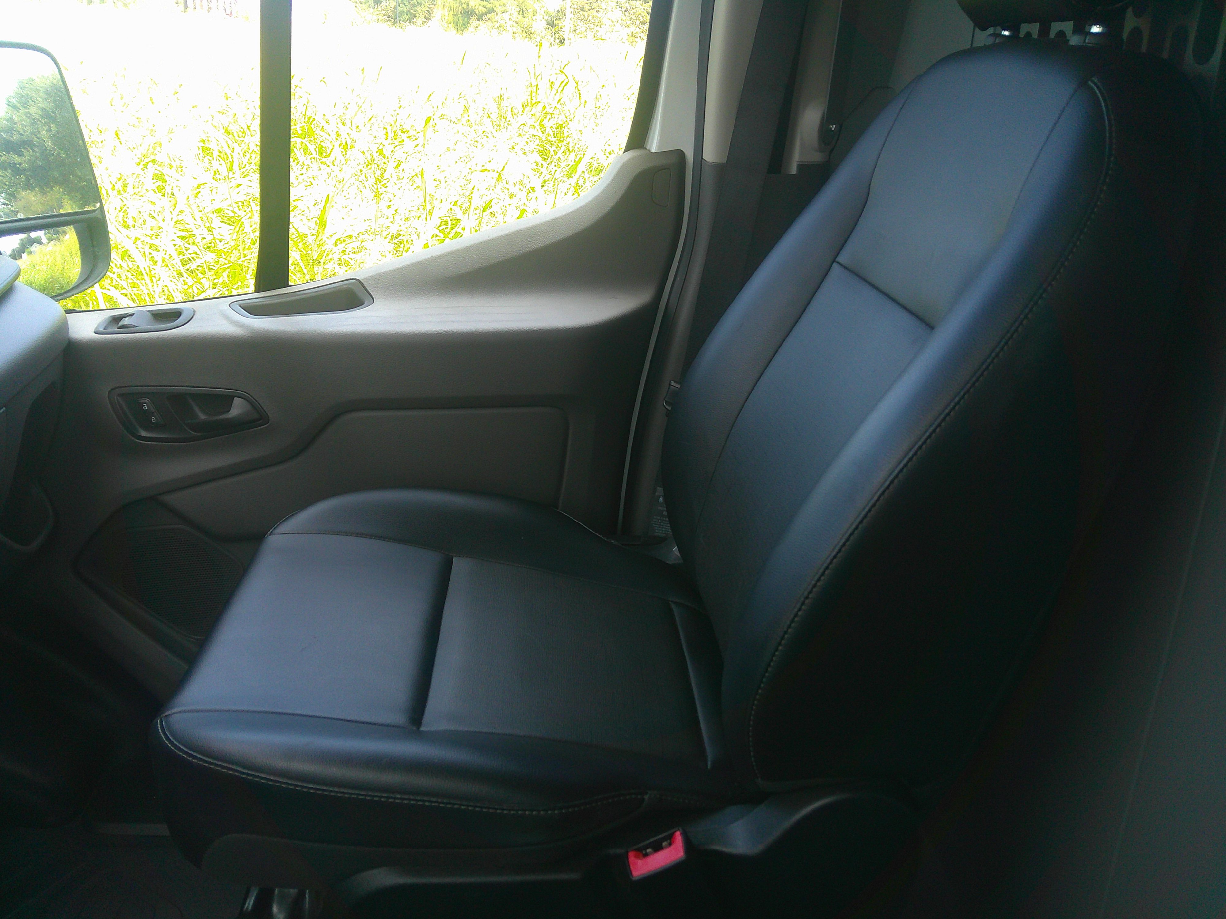 Used 2021 Ford Transit 150 Low Roof AWD image 14