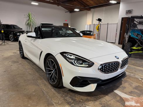 Used 2020 BMW Z4 sDrive30i image 7