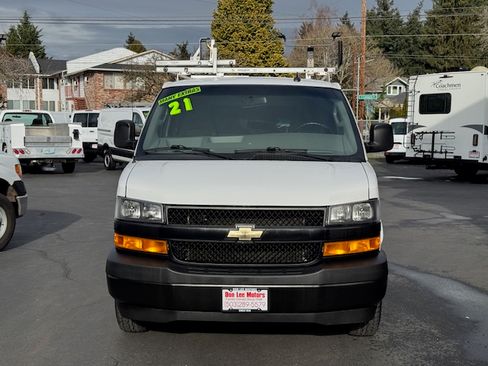 Used 2021 Chevrolet Express 2500 image 25