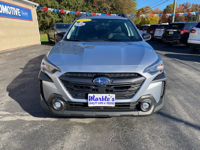 Used 2025 Subaru Outback Premium AWD/4WD image 6