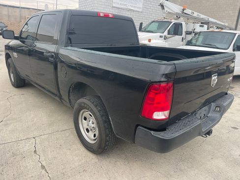 Used 2017 RAM 1500 ST image 5