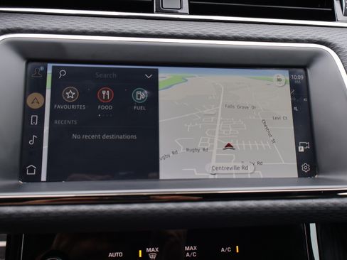 Used 2022 Land Rover Range Rover Evoque R-Dynamic S image 32