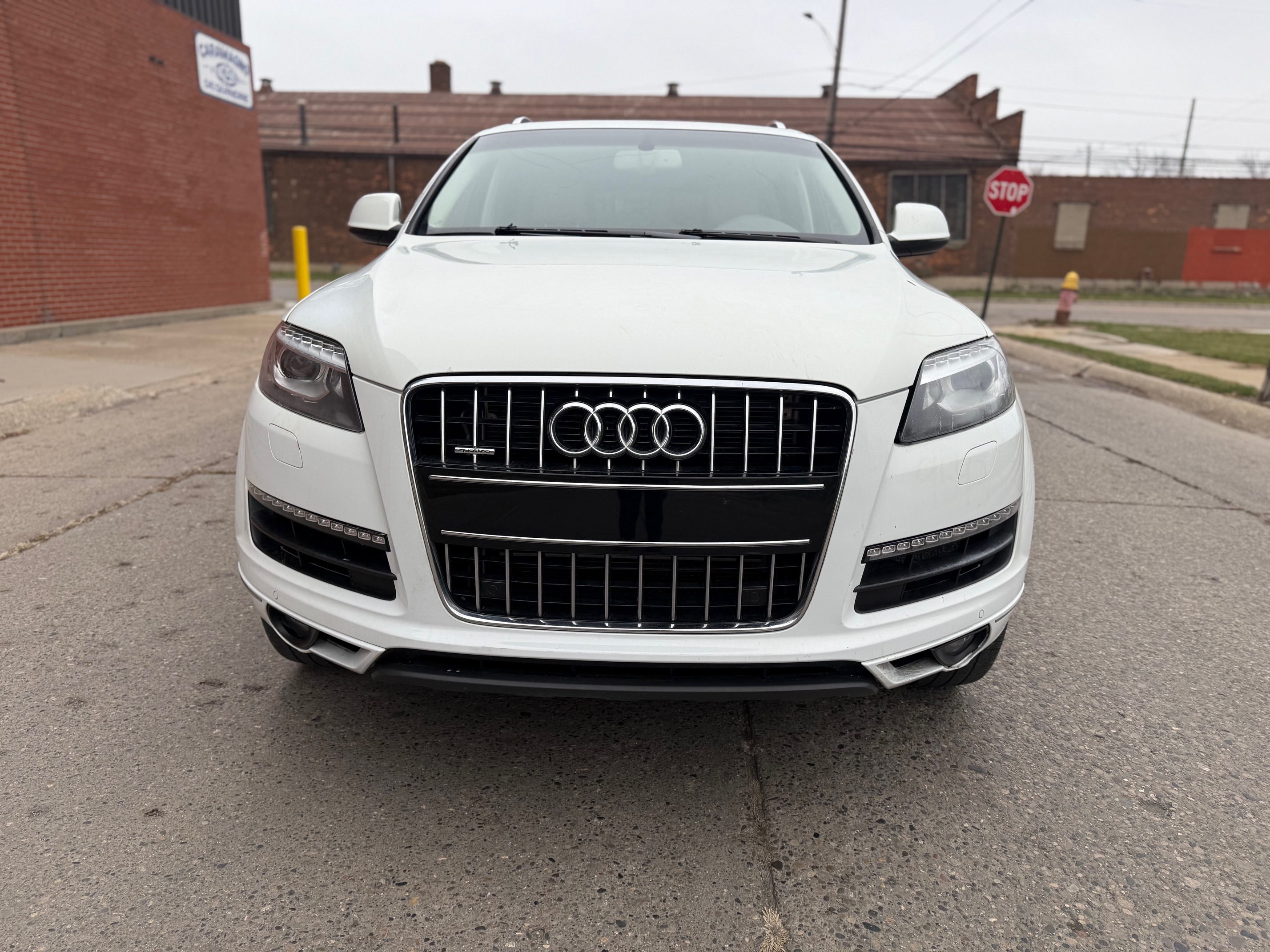 Used 2015 Audi Q7 3.0T Premium AWD/4WD image 2