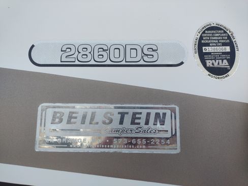 Used 2011 Ford E-450 and Econoline 450 image 11