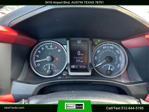 Used 2020 Toyota Tacoma image 23