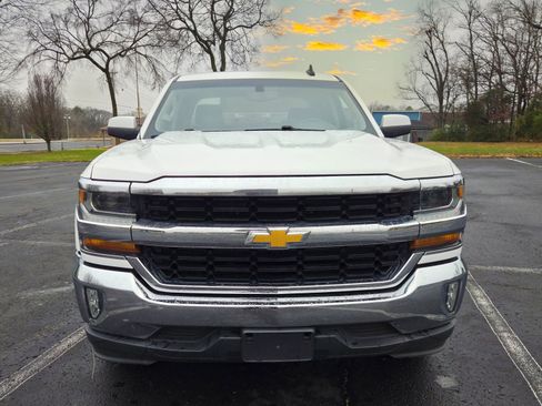 Used 2018 Chevrolet Silverado 1500 LT w/ All Star Edition image 2