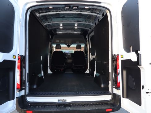 Used 2025 Ford Transit 250 image 13