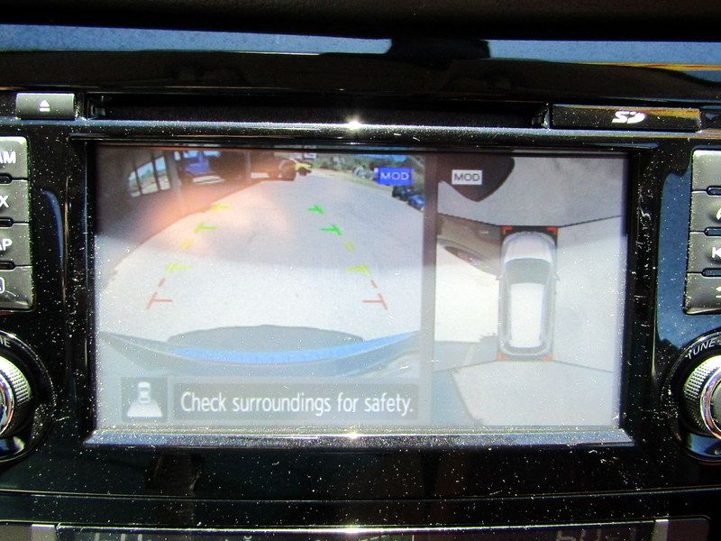 Used 2017 Nissan Rogue AWD image 29