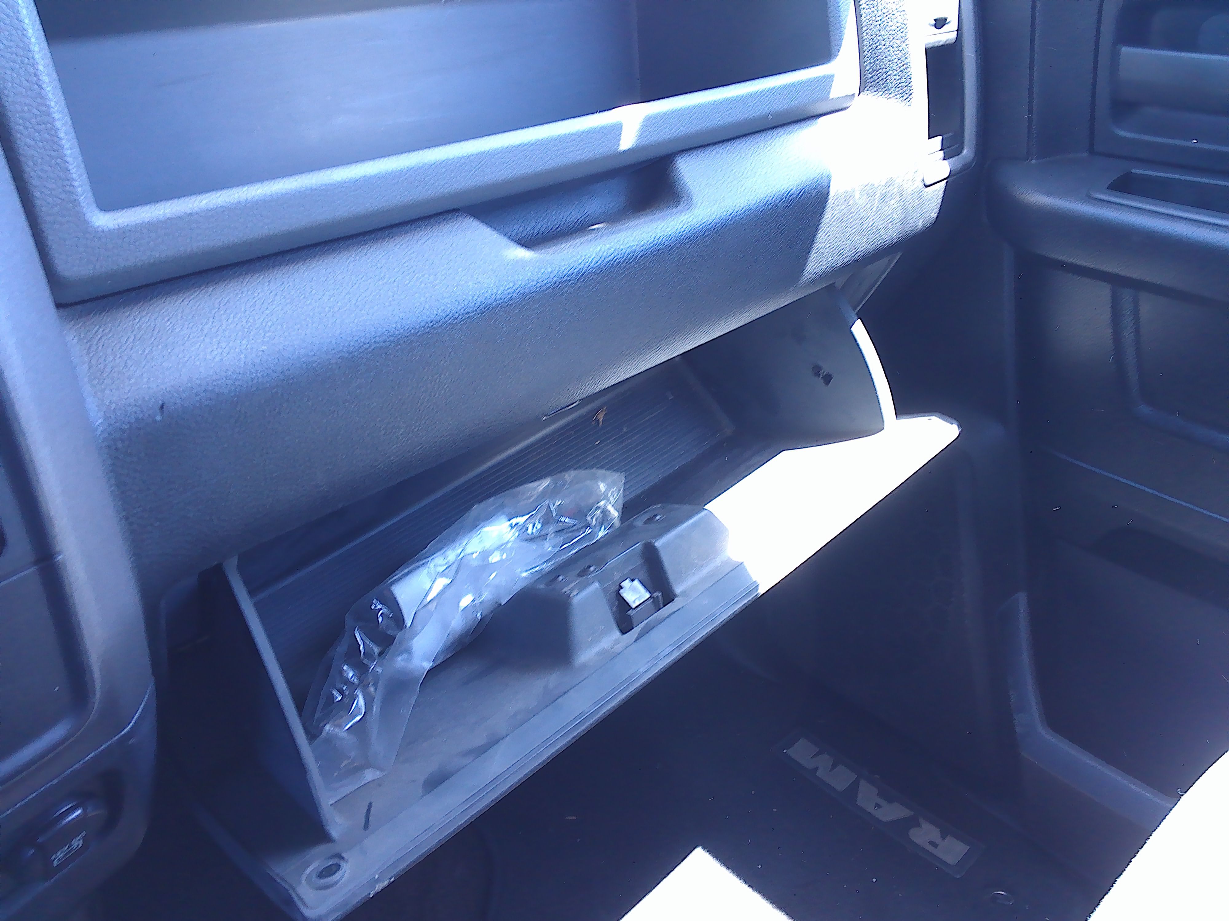 Used 2013 RAM 1500 2WD Crew Cab Express image 18
