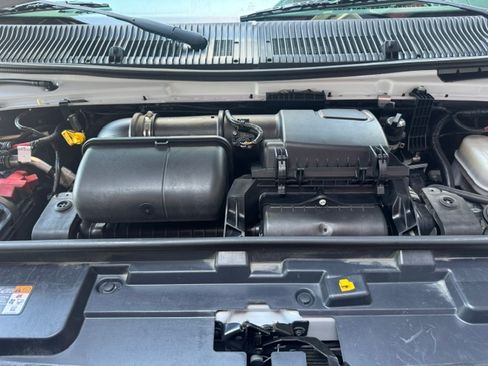 Used 2023 Ford E-350 and Econoline 350 Super Duty RWD image 30