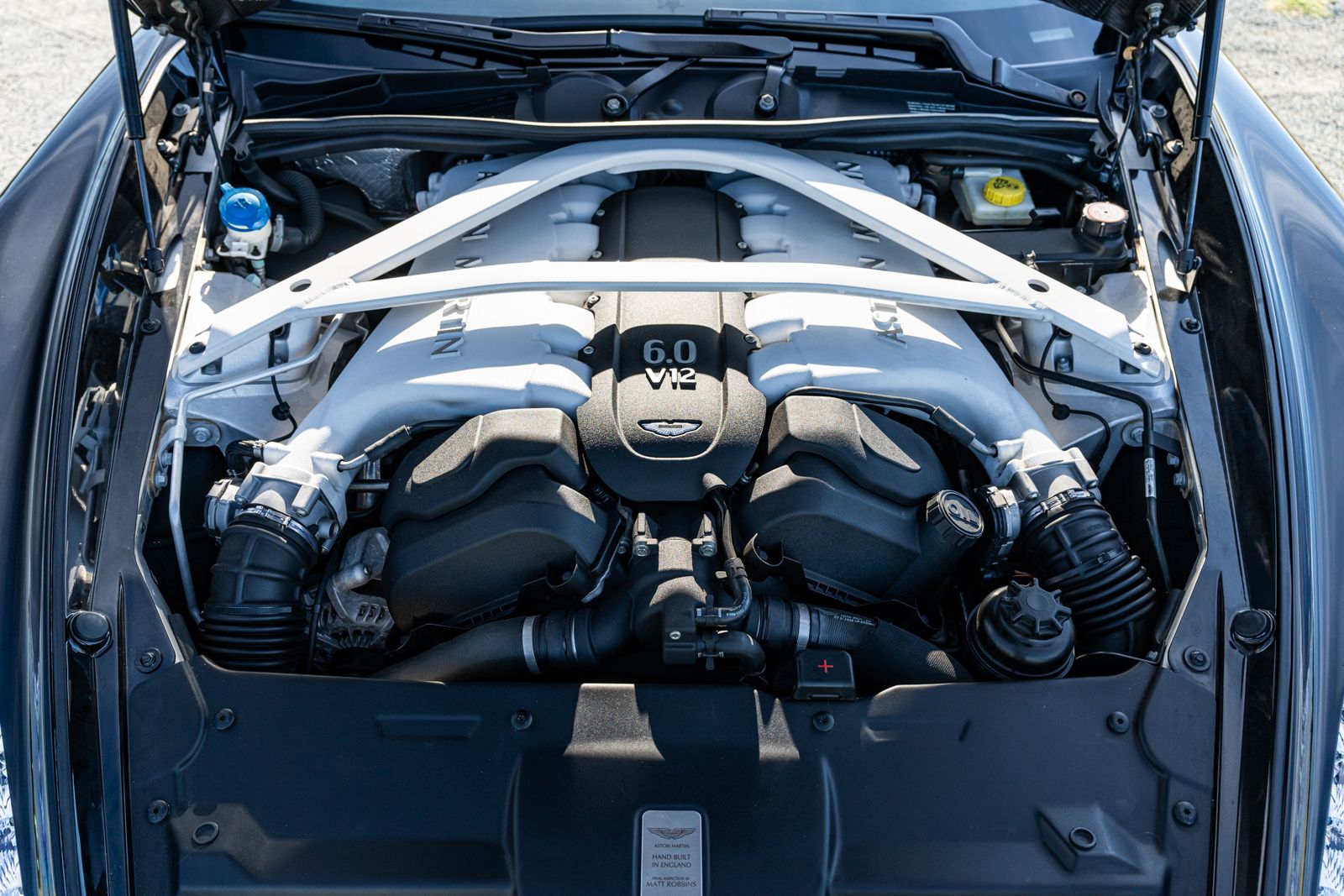Used 2014 Aston Martin Vanquish Coupe RWD image 52