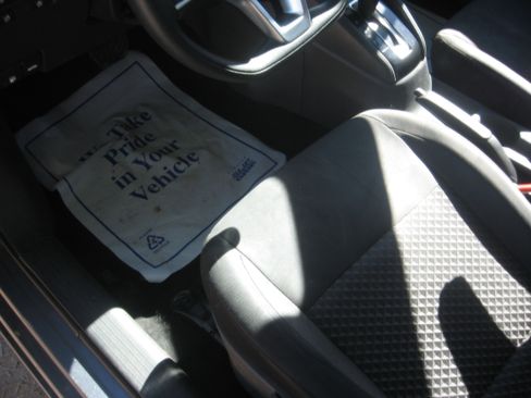 Used 2020 Nissan Versa S image 9