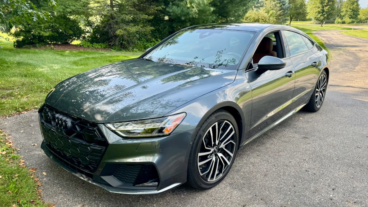 Used 2024 Audi A7 3.0T Premium Plus w/ S Line AWD/4WD image 1