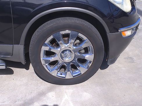 Used 2012 Buick Enclave Premium image 45