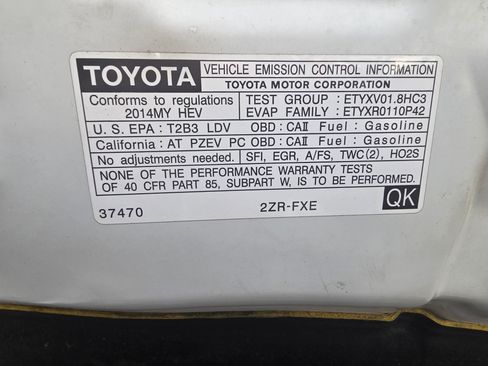 Used 2014 Toyota Prius Four image 13