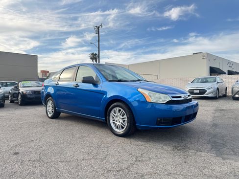 Used 2010 Ford Focus SE image 10