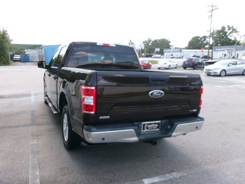 Used 2018 Ford F150 XLT image 15
