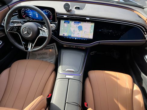 Used 2025 Mercedes-Benz E 350 image 3